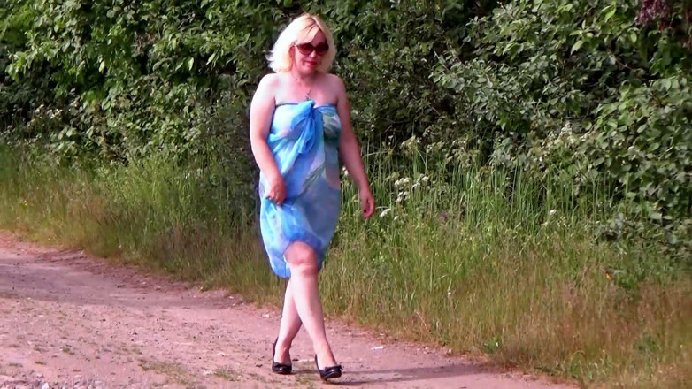RedRoseRus: Modern Outfit for a Naughty Slut.