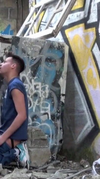 Philip tem sorte de ser fodida pelo pau XXL de um garoto hetero, cruzeiro ao ar livre