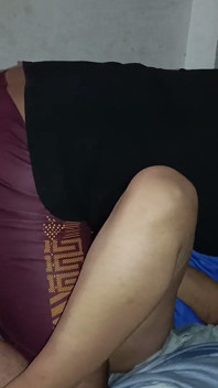 연기하지 않고 여자친구와 놀고 있어