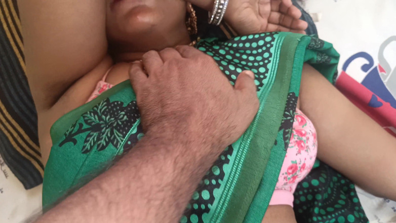 Apple baby: Hausfrau muschi lecken, virales video