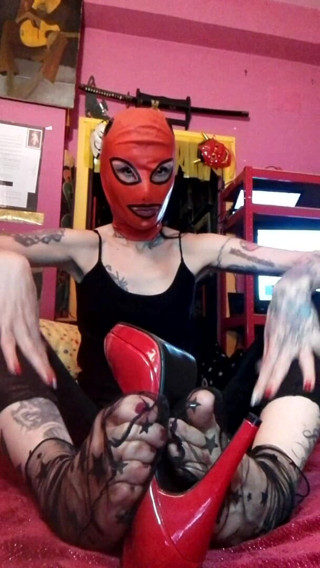 Miss Wagon Vegan Fetish: Міс Угон Веган - фетиш гумова маска