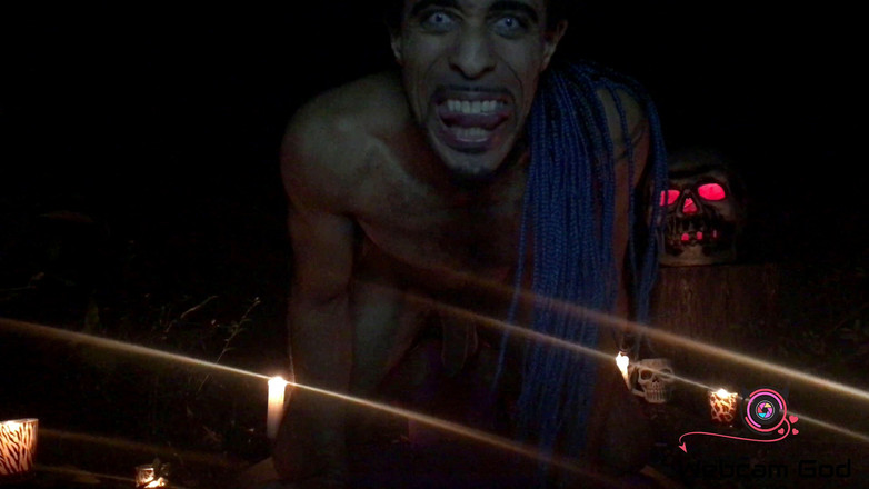 Arthur Eden aka Webcam God: De vampier is uit (Halloween '19) (4 k)