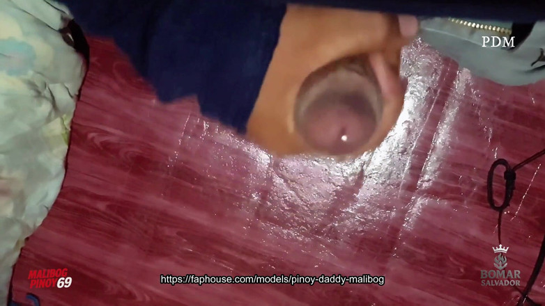 pinoy malibog: Pinoy Worker Can’t Take It Anymore - Jacking off Alone