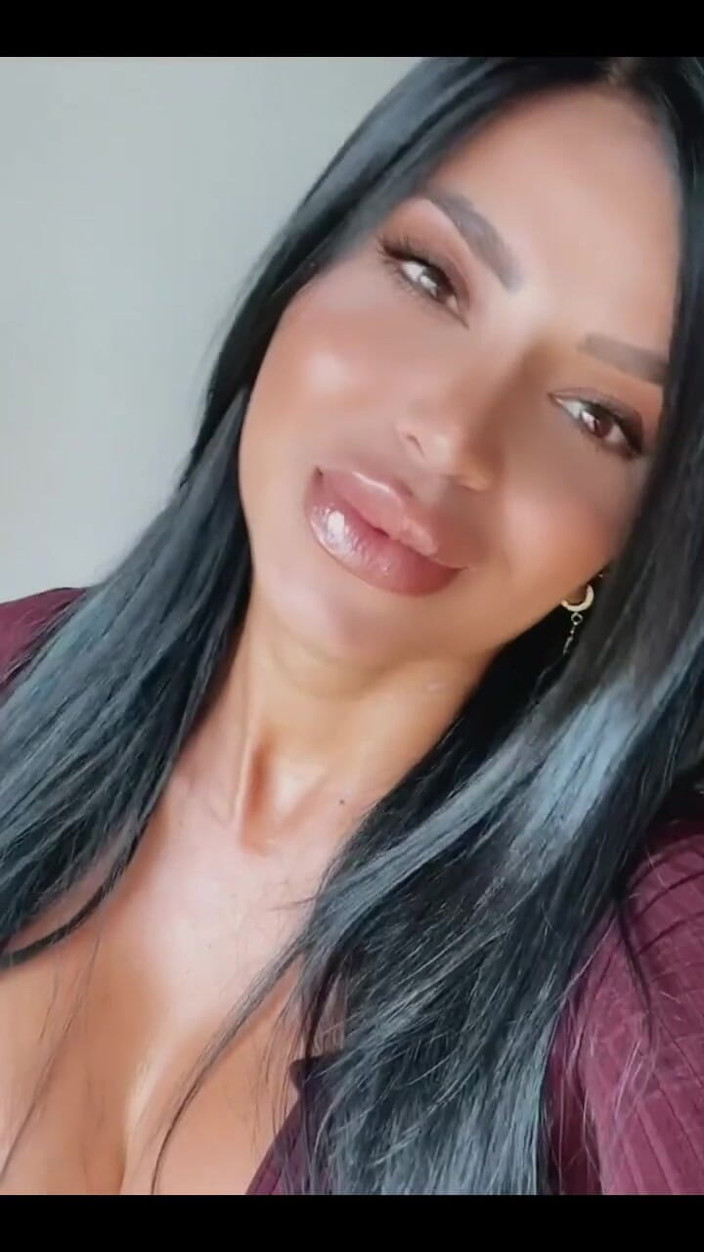 SARA RETALI: kya tumhen mere kaale baal pasand hain?