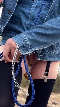 Self-training No. 34: Tight Skirt Lift-up Bra Exposure Walk