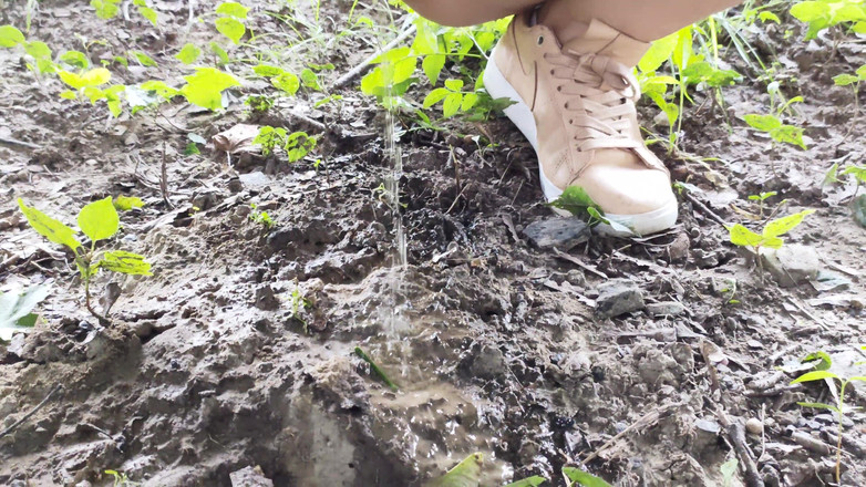 Adele Amber: Regen in der Natur