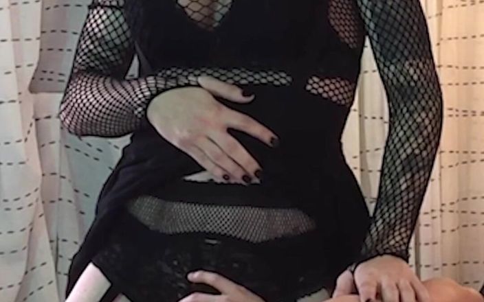 Jake Grand the man: Готесс-сисси Jade Madison глубоко заглатывает хуй - подборка 2
