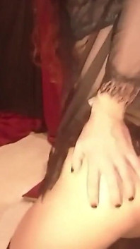 Vampy neemt je pik voordat ze haar lading schiet