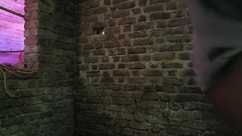 Needajob: 今日、隣人の妻を見て、ペニスから精液が出ました。