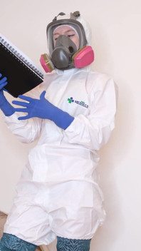Hazmat мастурбирует дома