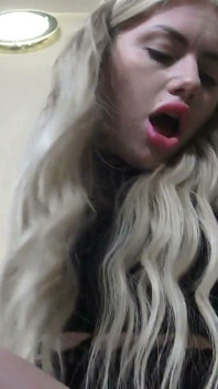 Farting Goddess! Madame Veronique Humiliate Her Slave with Face Farts!