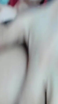 Body nero con sperma cremoso