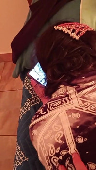 Christian Traditrice matura, suo marito la chiama al telefono mentre la scopo