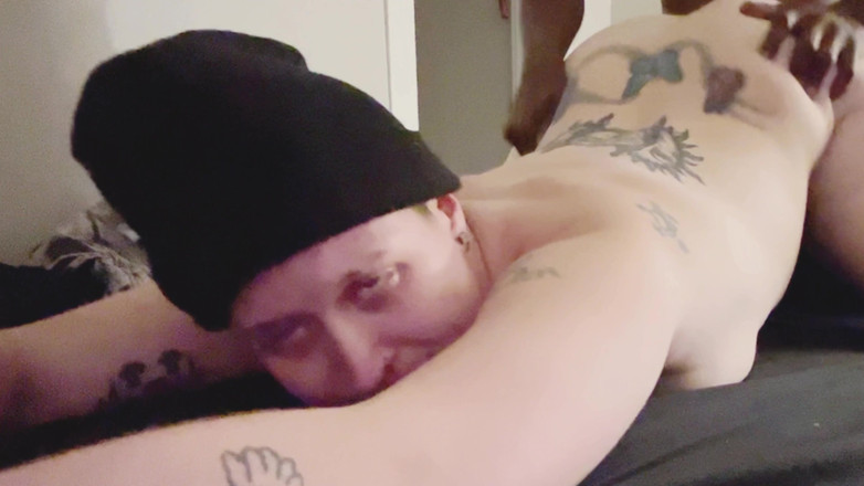 Thekookiejar: Delikanlı piliç ilk kez yarak deniyor ve erkek en iyi...