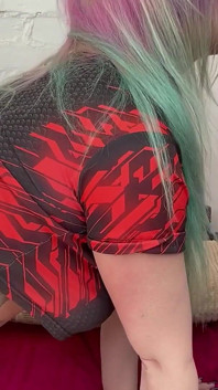 Sexy goth stiefschwester gab den perfektesten blowjob