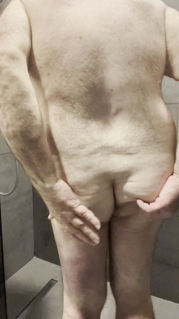 Coach Karl dude lodge: 2026 Walentynki Czas prysznica 3