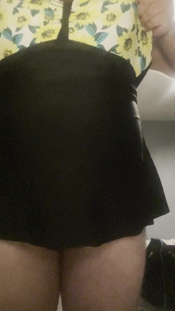 Shaun Cbt: Escravidão de pau e bola com crossdress e mais escravidão