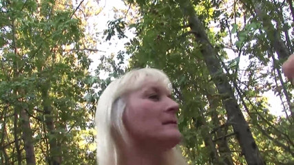 Dat Ass: Big blonde milf rammed in the woods