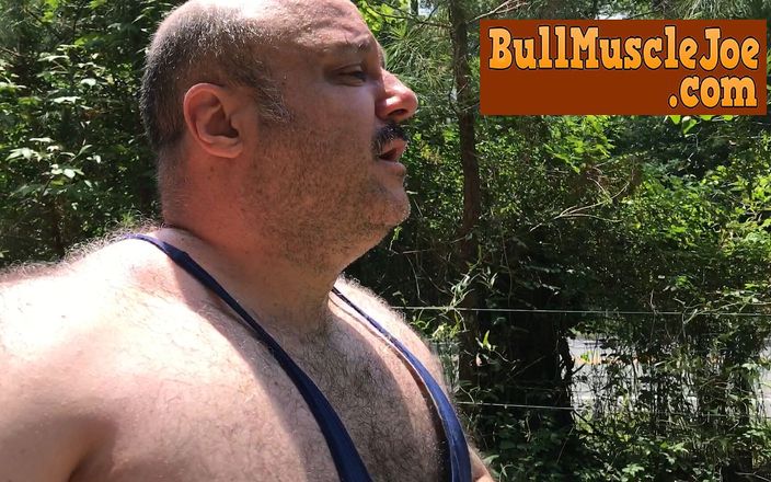 BullMuscleJoe: BullMuscleJoe мечтательной пробежки