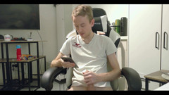 The Max Powers: 32 min Estim Goon Sesh Holy knull ...