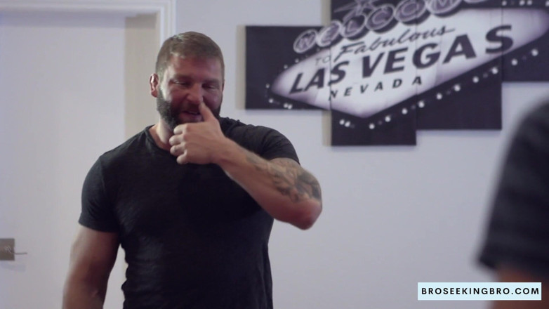 The Bro Network: Tard dans la nuit