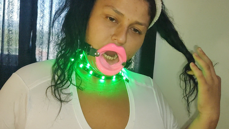 Cum-lobian dickdrainers: Leite cru coelhinho sub gimp