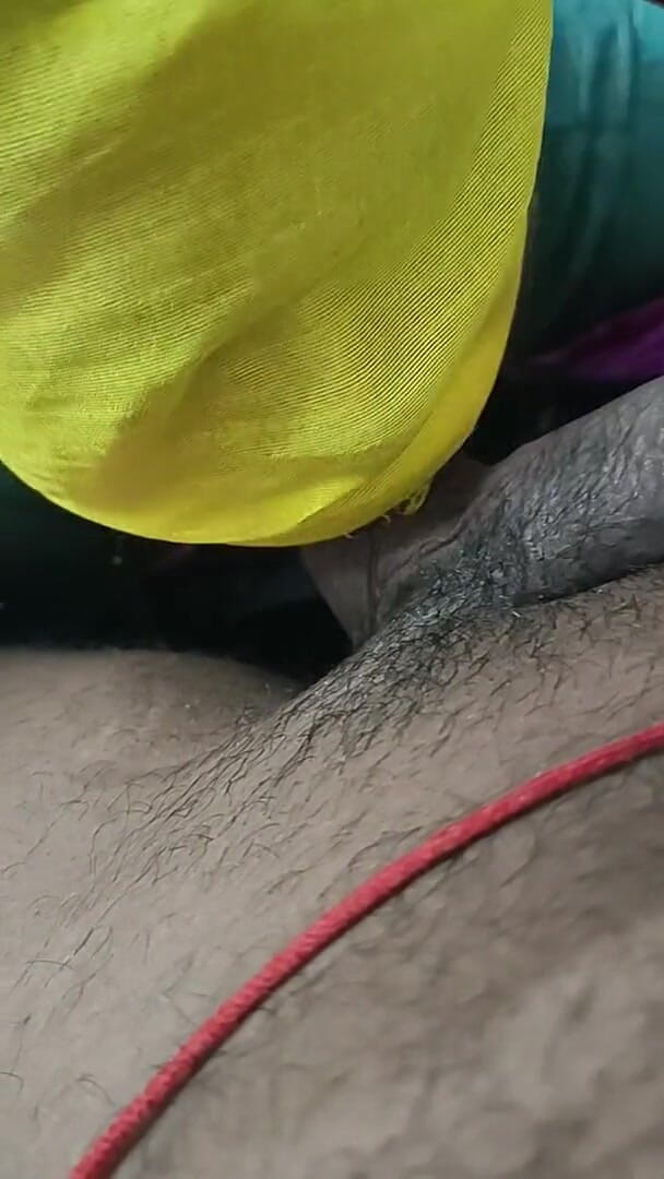 Desigirlsiri: uska janmadin, telugu aavaaj ki chudaee ke saath unka gupt...