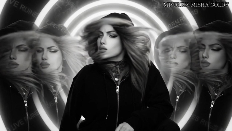 Goddess Misha Goldy: Perdez chacun de tes 9 vies de goon pour moi