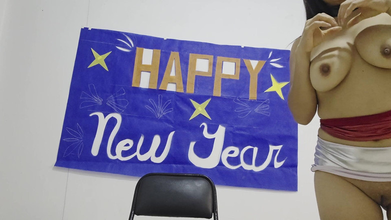 InsaciableX: Susamış latin orta yaşlı seksi kadın büyük doğal varlıklarıyla oynamayı...