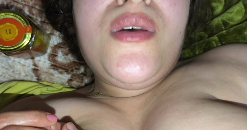 Moroccancouple: Isteri Arab Sharmota Mesir berkongkek suaminya