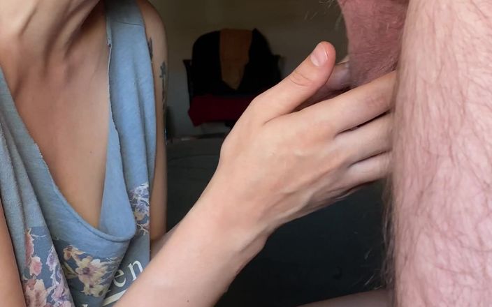 Akasha7: Sie ficken meine lektüre ... oder nicht? Blowjob am fenster