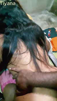 La Moglie Sottomessa Lascia Scopare Il Suo Capo Mentre Il Marito Non È a Casa