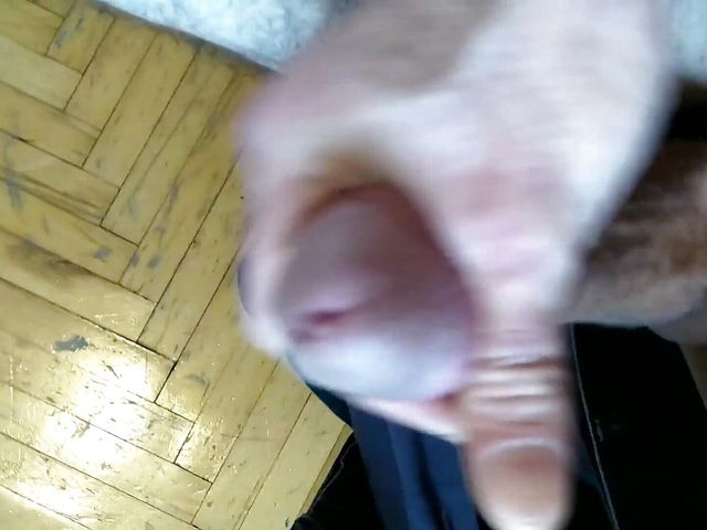 Tayfun playing and cuming (Tai thick)