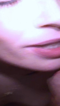 Angel ingoia tutto
