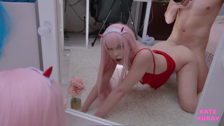 Kate Kuray: Le côté sexy de Zero Two par Kate Kuray