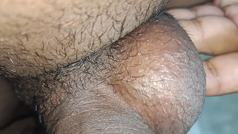 Suryabhauu ki masti: Хлопець Раджастхані у ванній кімнаті мастурбує мій пеніс