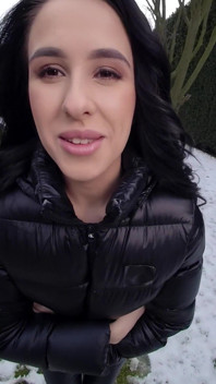 Snowy Love - met Alyssa Bounty