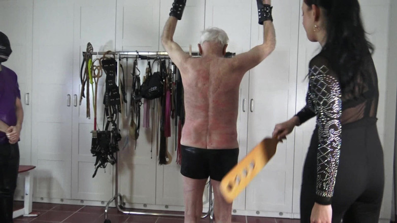 Femdom Austria: Beat the Old Sack!
