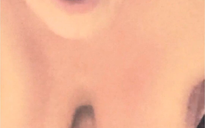 HerculesnVENUS: นมออกและกระโปรง เขาตีมันในที่ทํางาน