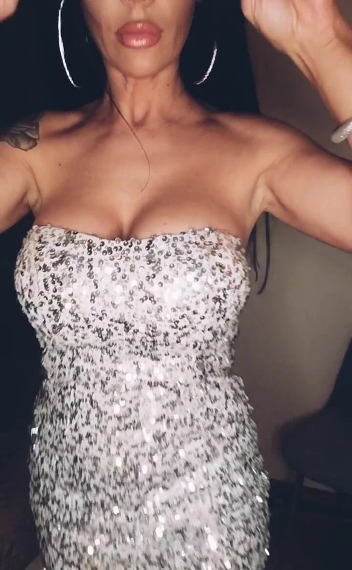 MissMonicaPerez: Brud retar dig