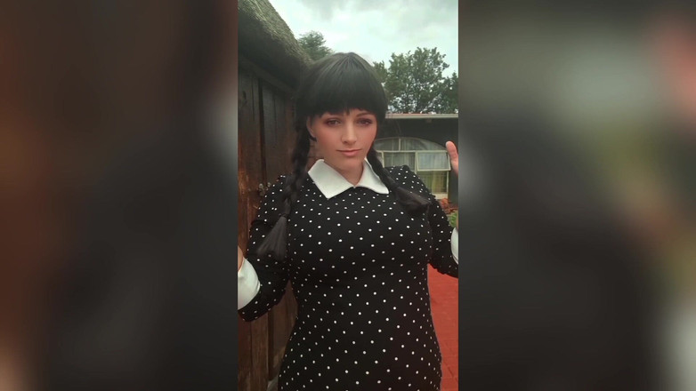 Sapphire Style: Lenara Grimwood DickHaming a výstřik na obličej