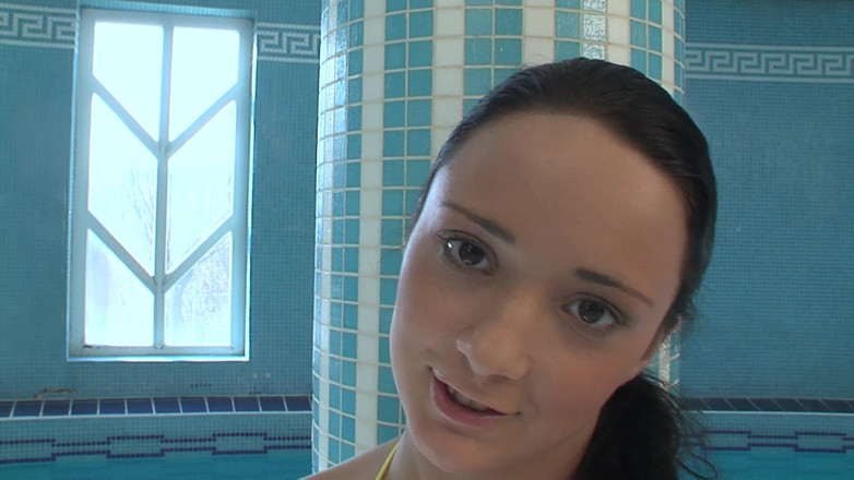 DEUTSCHLAN PORNO XXX: Sydney Sucks Ricardo Bell Poolside Then Gets Pounded Hard