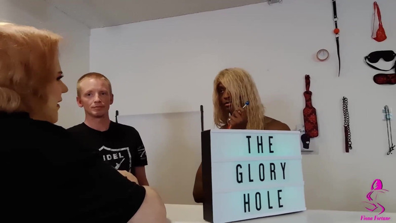 Fiona Fortune: Privates Gloryhole-tryout Für Sissy CD Schwanzlutscher
