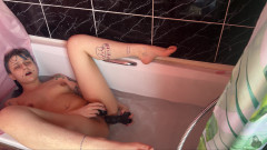 Alice Bean: Bathgasmus