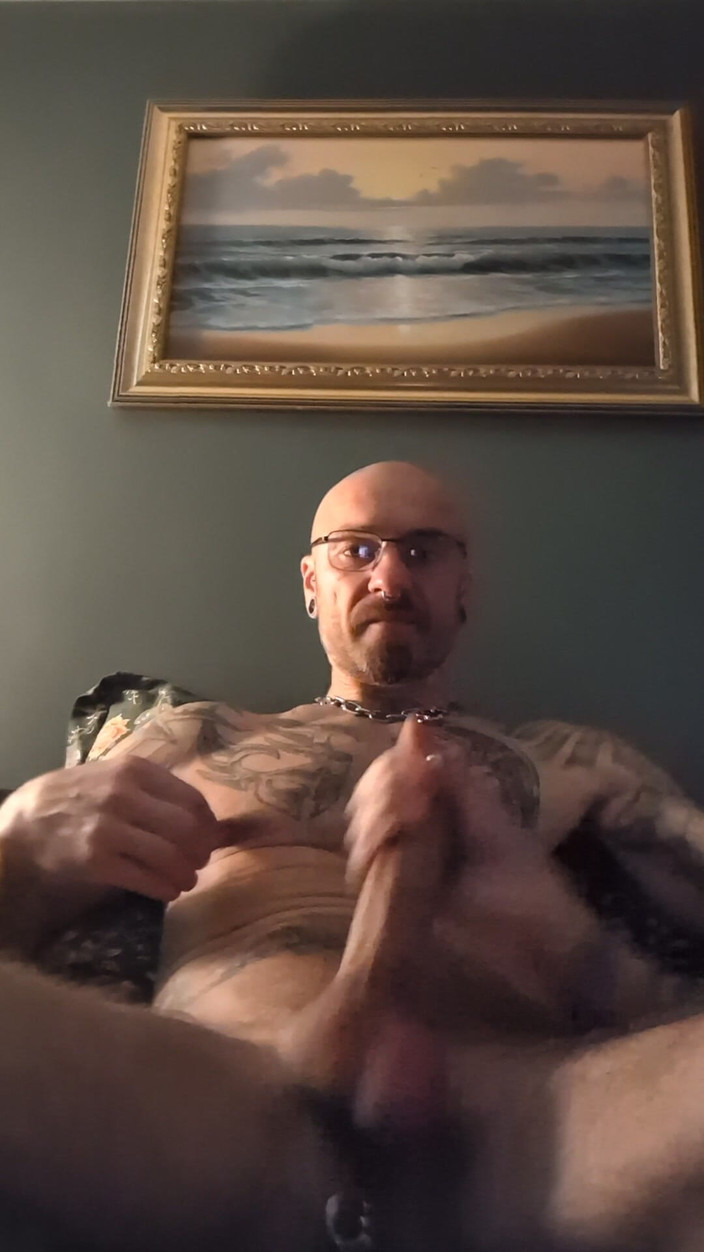 Sexydick: Con đĩ xuất tinh