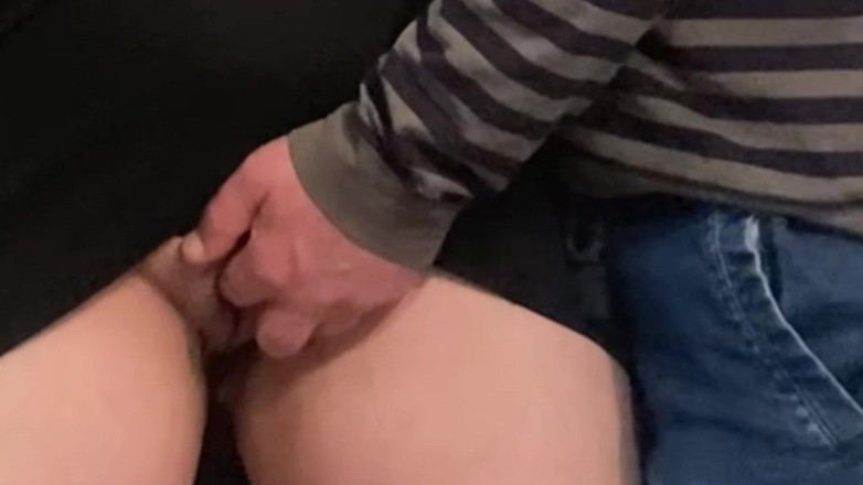 PriyaNaavya: La ragazza arrapata perversione si fa un ditalino sotto il...