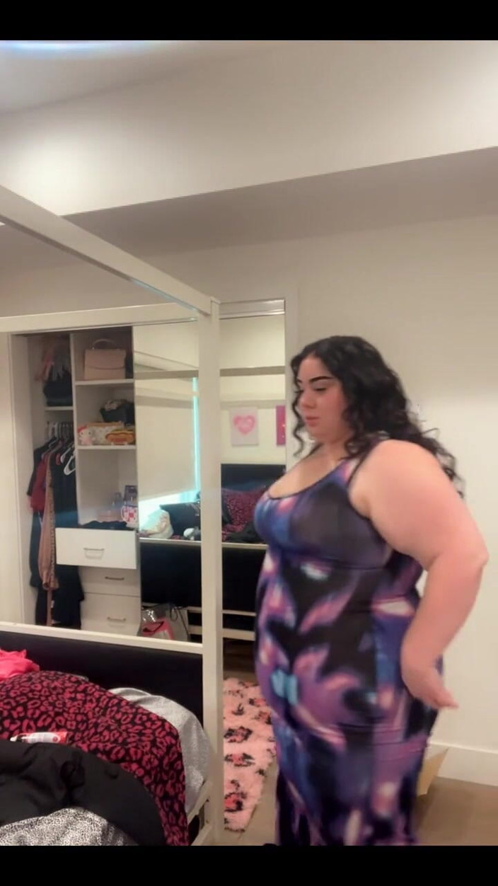 Sahara Dee: I Am Getting Ready to Go to a Beach Wedding