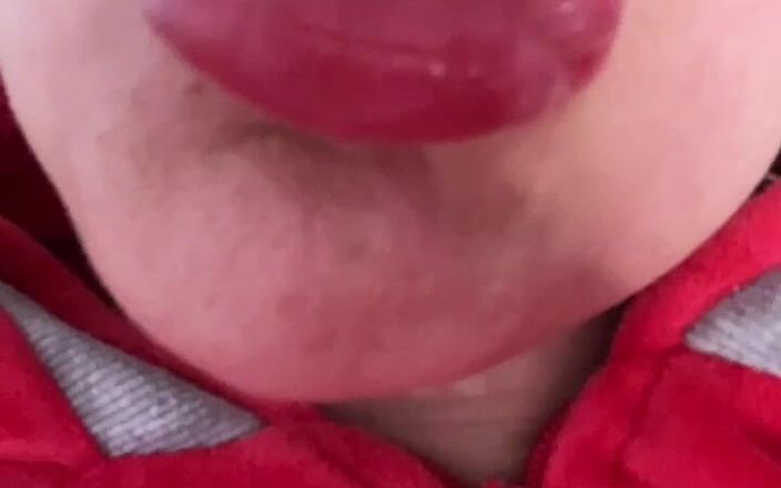 FinDom Goaldigger: Captivated by the of Big Lips and Glossy Kisses