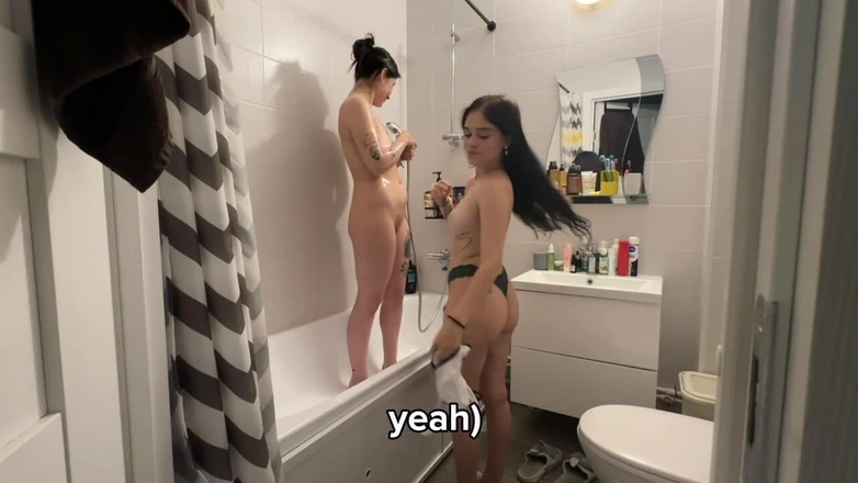LuchCrush: You Caught Me in the Bathroom
