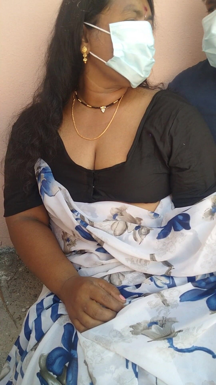 Benita sweety: Seks saree desi tamil di luar dengan abang tiri